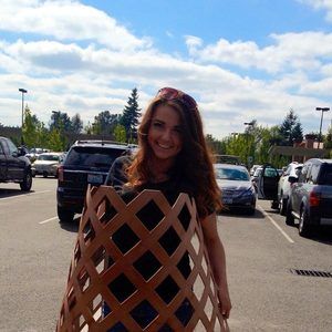 Meet your Posher, Kaylie